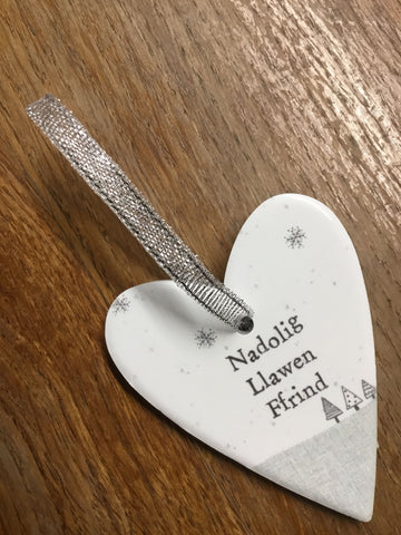 White Ceramic Heart Decoration - 'Nadolig Llawen Ffrind'