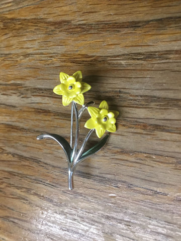 Daffodil Spray Brooch