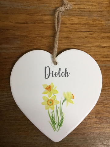 White Ceramic Heart Decoration - 'Diolch'