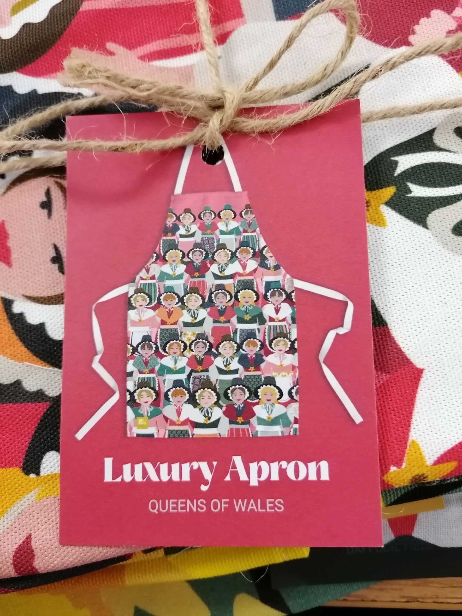 Apron  - 'Queens of Wales'